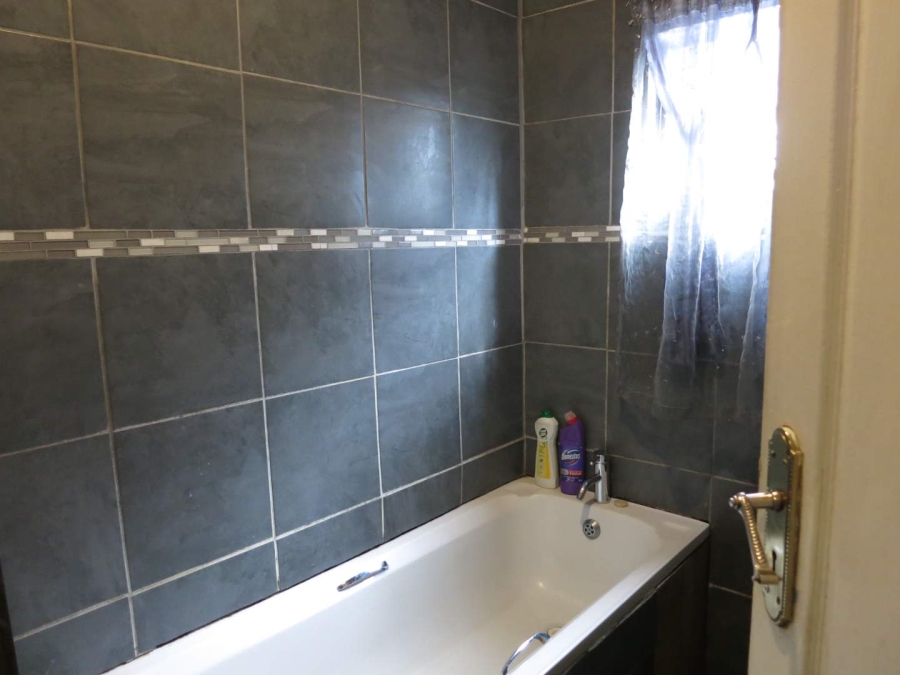 3 Bedroom Property for Sale in Voorbrug Western Cape